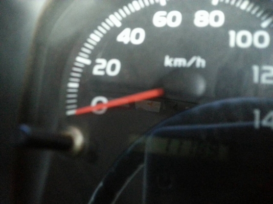 รถฮีโน่ 6 ล้อดั้ม 175 แรงม้า. ปี 54  ( รถวิ่ง 11x,xxx กม. )  สนใจติดต่อ 081 - 6079515