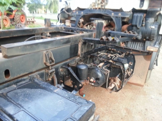 รถฮีโน่ 6 ล้อดั้ม 175 แรงม้า. ปี 54  ( รถวิ่ง 11x,xxx กม. )  สนใจติดต่อ 081 - 6079515