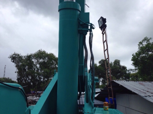 รถเครน 4 ล้อ KOBELCO  / RK 250 - 3  เครน 25 ตัน.  สนใจติดต่อ  081 - 6079515