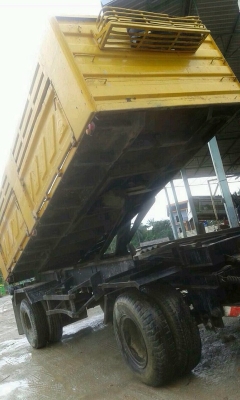 ขายหางพ่วง สามมิต 2 เพลา. ปี 45  สนใจติดต่อ  081 - 6079515