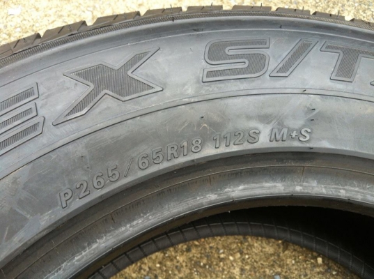 ขายยางใหม่ FALKEN ZIEX  S/TZ04 ขนาด 265 65 r18