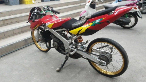 +++ขาย ls สภาพหล่อรำเล็กเครื่องแน่นๆ แกมม่าหลีด4 เกียรยกราว์ จัดมาเต็ม19999บาท เอกสารชุดโอนครบพรบขาดเกิน3ปี++++