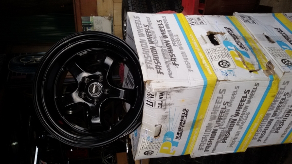 ขายล้อ s1ขอบ18ชุดละ15500