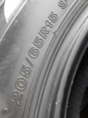 205/65R15 Firestone TZ700 ชุด 4 เส้น  TEL.081-427-3941