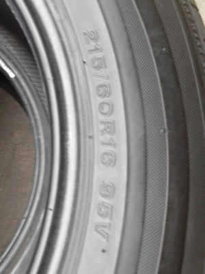 205/60R16 BRIDGESTONE TURANZA GR90   ปี2012  ไม่มีปะ  มี 2 เส้น  TEL.081-427-3941