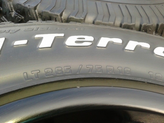 ใครอยากหล่อเชิญทางนี้ max 16x8 สีดำ + BF all 265/75/16 สภาพแจ่มๆราคา 1xxxx ครับ ใครอยากหล่อเชิญทางนี้ max 16x8 สีดำ + BF all 265/75/16 สภาพแจ่มๆราคา 1xxxx ครับ