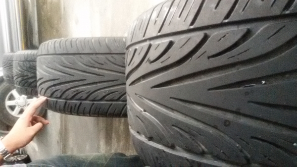 ขายล้อแม็ค Lenso ขอบ 20 นิ้ว 5 รู พร้อมยาง 255/45/50