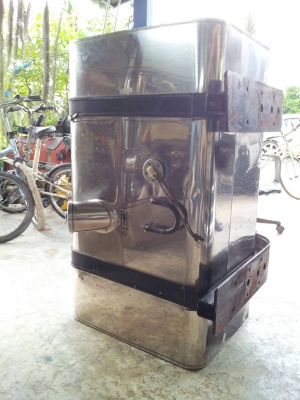 ถังน้ำมันเหลส ขนาดจุ 300 ลิตร