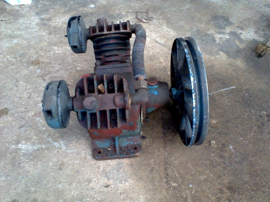 หัวปั้มลมพูมาสภาพดีครับลมดูดปกติครับลูกสูบทำงานปกติครับพูมาครับ ราคานี้คุ้มครับ หัวปั้มลมพูมาสภาพดีครับลมดูดปกติครับลูกสูบทำงานปกติครับพูมาครับ ราคานี้คุ้มครับ