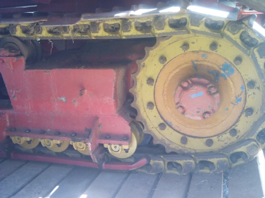 ขายรถเกี่ยวข้าว ยุทธนาการชาง อุ้ม 2.8 ตัน  ปี 54  เครื่อง 210 เทอร์โบตัวเดิน 12 ปั้มไดกิ้น 23