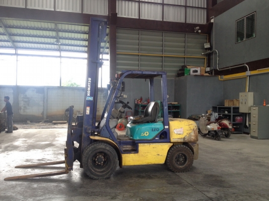รถ Forklift KOMATSU FD30C-12 รถ Forklift KOMATSU FD30C-12