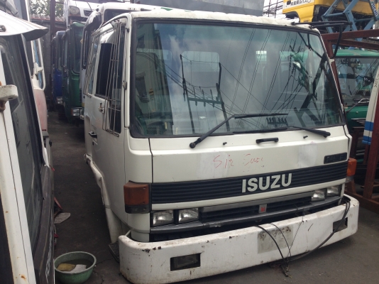 ขายหัวเก๋งอีซูซุ ร็อกกี้ สภาพสวย อุปกรณ์ครบ