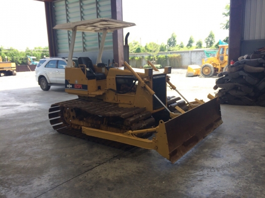 รถดัน KOMATSU D20PL-6 Serial NO.60219 โซ่ใบยาว 70 ซม.เกียร์กระปุก รถดัน KOMATSU D20PL-6 Serial NO.60219 โซ่ใบยาว 70 ซม.เกียร์กระปุก