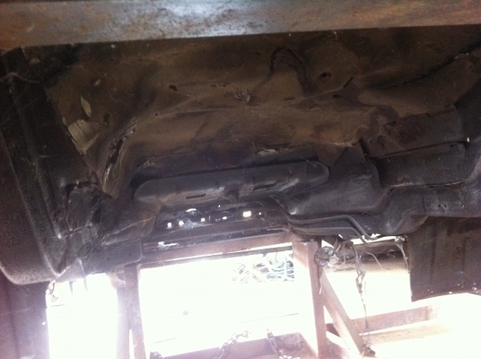 หัวมิตซู FUSO ทำสีใหม่ อุปกรณ์ครบ สภาพพร้อมใช้งานทันที หัวมิตซู FUSO ทำสีใหม่ อุปกรณ์ครบ สภาพพร้อมใช้งานทันที