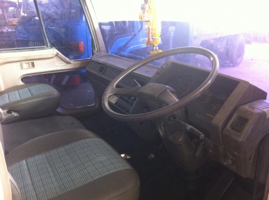 หัวมิตซู FUSO ทำสีใหม่ อุปกรณ์ครบ สภาพพร้อมใช้งานทันที หัวมิตซู FUSO ทำสีใหม่ อุปกรณ์ครบ สภาพพร้อมใช้งานทันที