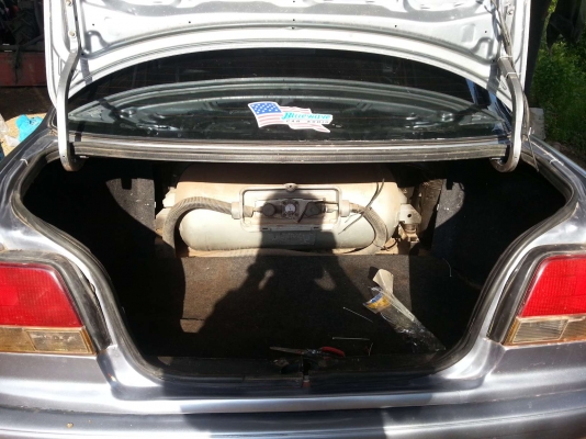 Toyota corolla เกียรธรรมดา ติด lpg เอกสารพ้อมโอน