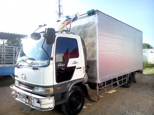 6 ล้อกลาง  ( ตู้เปียก )  *Euro.2*  HINO  *สมอทอง*  FC4J  150 แรงม้า+Turbo+Inter  * ยาว 5.50 ม. *  รถสวยเดิม+สวยจริง * รถห้างแท้ * มีเล่มพร้อม *