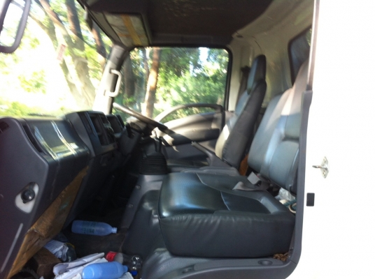 หกล้อ อีซูซุ NQR175แรงปี54 ยาว5.5เมตร สภาพดีสวยเดิมๆจากห้าง ทะเบียนพร้อมโอน