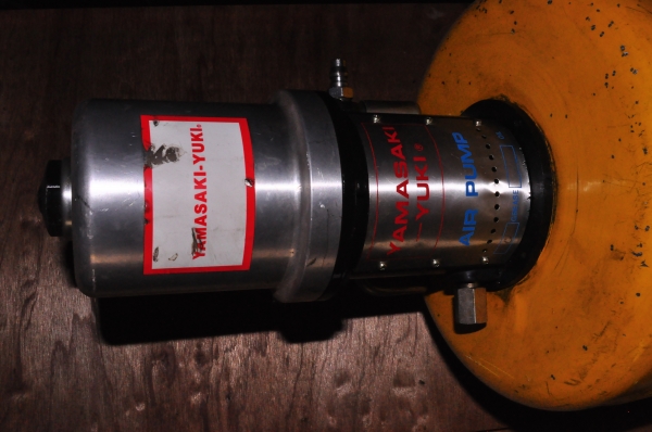 ขายถังอัดจารบี YAMAZAKI - YUKI (ตัวใหญ่)