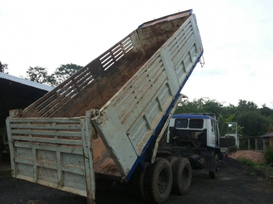 รถบรรทุก 10 ล้อใหญ่ MISUBISHI ปี 2533 รุ่น KT725 ราคา 500,000 บ.