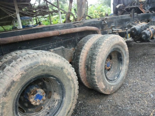 รถบรรทุก 10 ล้อใหญ่ MISUBISHI ปี 2533 รุ่น KT725 ราคา 500,000 บ.