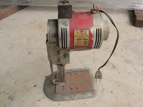 เครื่อตัดผ้าของญี่ปุ่น เก่าโบราณสวยๆใบคมกริบ