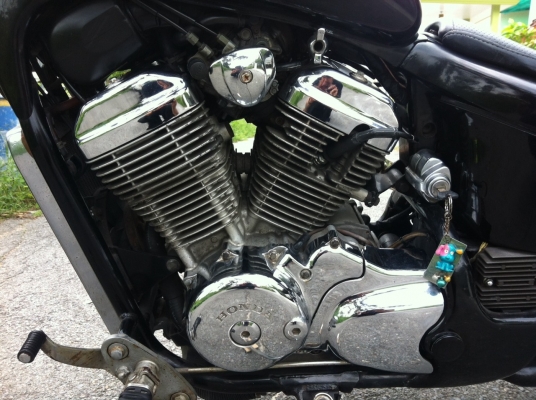 Honda Steed 400cc.เครื่องแน่นสภาพตามรูปรถพร้อมใช้ครับ