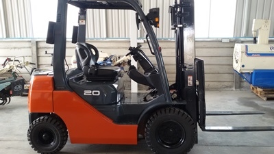 ขายรถฟอร์คลิฟ TOYOTA รุ่น 8  2 ตัน