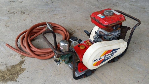 เครื่องฉีดยาแรงดัน YANMAR พร้อมสายฉีด เก่าญี่ปุ่น สภาพดี เครื่องพร้อมใช้งาน เครื่องฉีดยาแรงดัน YANMAR พร้อมสายฉีด เก่าญี่ปุ่น สภาพดี เครื่องพร้อมใช้งาน