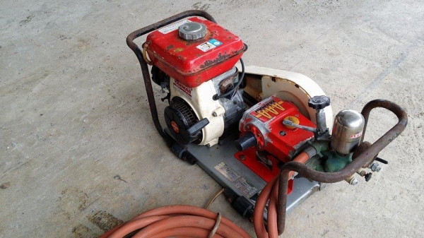 เครื่องฉีดยาแรงดัน YANMAR  พร้อมสายฉีด  เก่าญี่ปุ่น สภาพดี เครื่องพร้อมใช้งาน