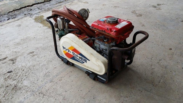 เครื่องฉีดยาแรงดัน YANMAR พร้อมสายฉีด เก่าญี่ปุ่น สภาพดี เครื่องพร้อมใช้งาน เครื่องฉีดยาแรงดัน YANMAR พร้อมสายฉีด เก่าญี่ปุ่น สภาพดี เครื่องพร้อมใช้งาน