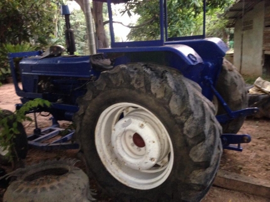 ขายด่วนเลยครับ รถไถแมสซี่ 68,000 มีแต่ใบมีดหน้า หลังไม่มีครับ ขายด่วนเลยครับ รถไถแมสซี่ 68,000 มีแต่ใบมีดหน้า หลังไม่มีครับ