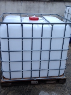 *** ถูกที่สุด ***  ถัง IBC ขนาด 1,000 ลิตร มือสอง 1,800 บาท