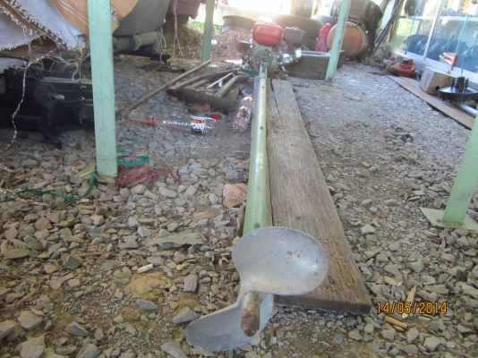 เรือไม้ตะเคียน อายุร้อยกว่าปี พร้อมเครื่อง ฮอนด้า 5 แรง