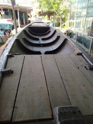 เรือไม้ตะเคียน อายุร้อยกว่าปี พร้อมเครื่อง ฮอนด้า 5 แรง