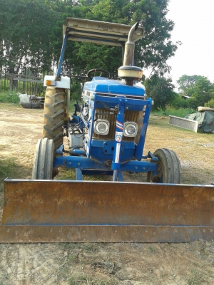 ขาย ford6610 ตัวเต็มๆ นำเข้าใหม่ๆๆ จัดผานดัน และผานเจ็ด มีใบอิยวอยล์