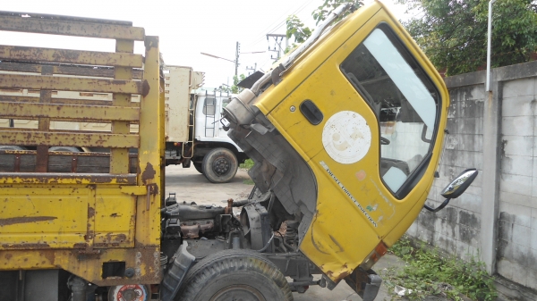 อีซูซุ NKR -55EX1  เครื่อง 88หัวกาตูน