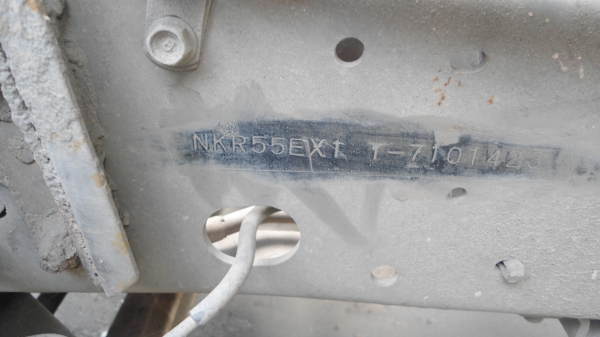 อีซูซุ NKR -55EX1  เครื่อง 88หัวกาตูน