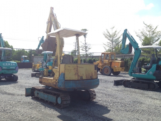 รถขุด KOMATSU PC30-6 Serial NO.12544 แทรคเหล็ก สภาพพร้อมใช้