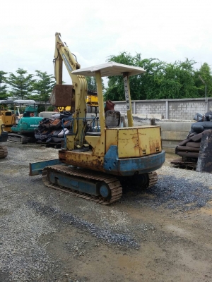 รถขุด KOMATSU PC30-6 Serial NO.12544 แทรคเหล็ก สภาพพร้อมใช้