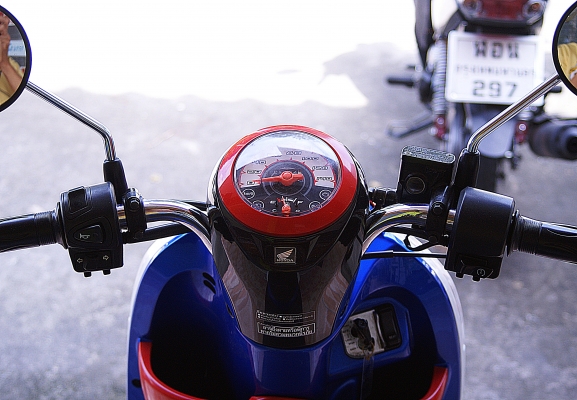 honda สกูปี่ ไอ หัวฉีด สวย ปี 55 honda สกูปี่ ไอ หัวฉีด สวย ปี 55