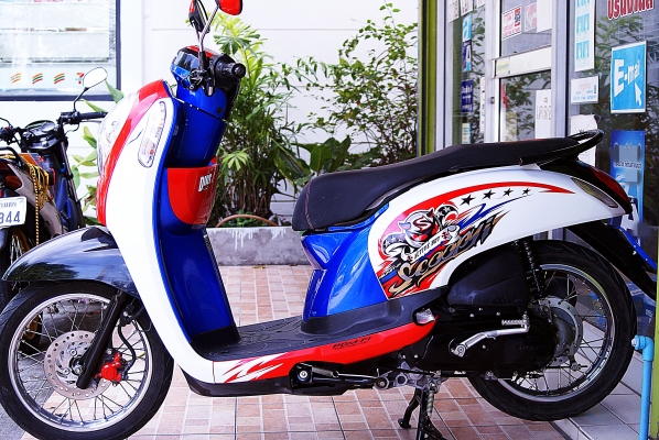 honda สกูปี่ ไอ หัวฉีด สวย ปี 55