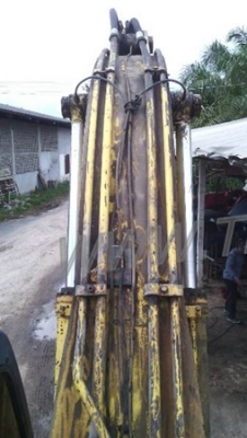 รถแบคโฮ KOMATSU SK200. MARK 3 รถแบคโฮ KOMATSU SK200. MARK 3