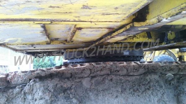 รถแบคโฮ KOMATSU SK200. MARK 3 รถแบคโฮ KOMATSU SK200. MARK 3