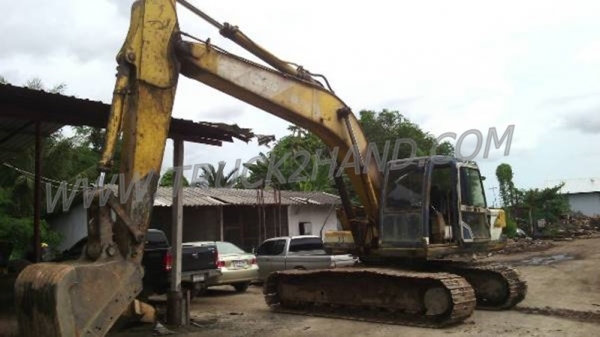 รถแบคโฮ KOMATSU SK200. MARK 3 รถแบคโฮ KOMATSU SK200. MARK 3