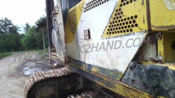 รถแบคโฮ KOMATSU SK200. MARK 3 รถแบคโฮ KOMATSU SK200. MARK 3