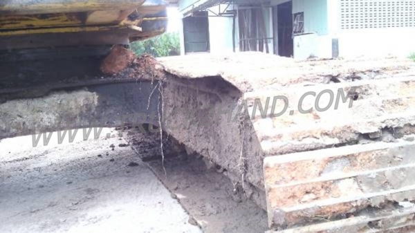 รถแบคโฮ KOMATSU SK200. MARK 3 รถแบคโฮ KOMATSU SK200. MARK 3