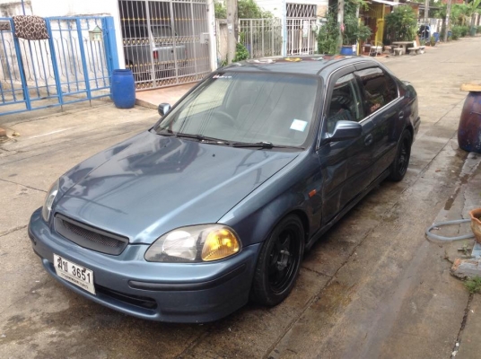 ขายครับ HONDA CIVIC ตาโต ปี 96 เครื่อง V-TEC เครื่องดีมาก เกียรธรรมดา เหมาะกะขาซิ่ง วิ่งดีมาก สีภายนอกบาง พอได้ มีเก็บบ้าง ภายในไม่ขี้เหล่ แอรหนาวมาก ความร้อนจบ ช่วงล่าง ซิ่งๆ โชคแต่ง ค้ำ ปีกนก ซิ่ง โคตรหนึบ ช่วงล่าง พร้อมซิ่ง เด้งๆเลย ดิสสี่ล้อ แม็ก 4 ยา