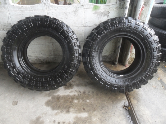 ยาง SILVERSTONE 285/75R16ปี08 สวยๆ 1 คู่ ราคา 2500 บาท