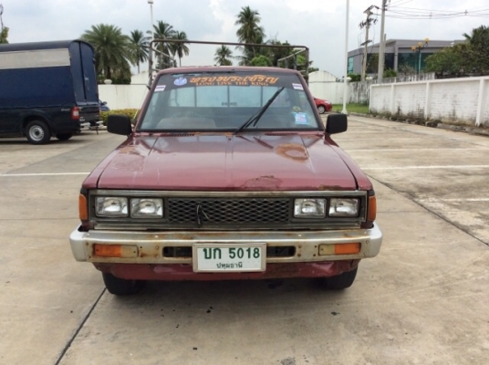 ขายนิสสัน SD23 เครื่องดีเซล 2.2 เกียร์ธรรมดา 5 เกียร์  ภายในสวยเบาะหนังสวย ไม่มีขาด แอร์มีพร้อม ตัวถังสีมีริ้วรอย คัสซีสวย ไม่มีผุ เครื่องแน่นวิ่งดี ช่วงล่างดี คอกเหล็กพร้อม แม็ก15" รถขับดีครับ ภาษีปี58 เอกสารพร้อม ขายถูกครับ